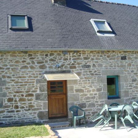 Captivating 2-Bed House With Log Burner In Kérien Exteriör bild