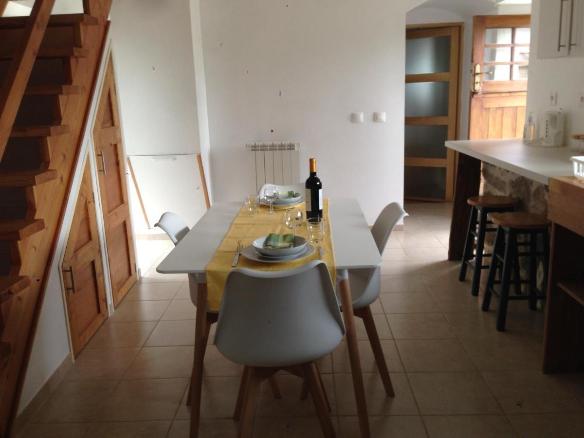 Captivating 2-Bed House With Log Burner In Kérien Exteriör bild