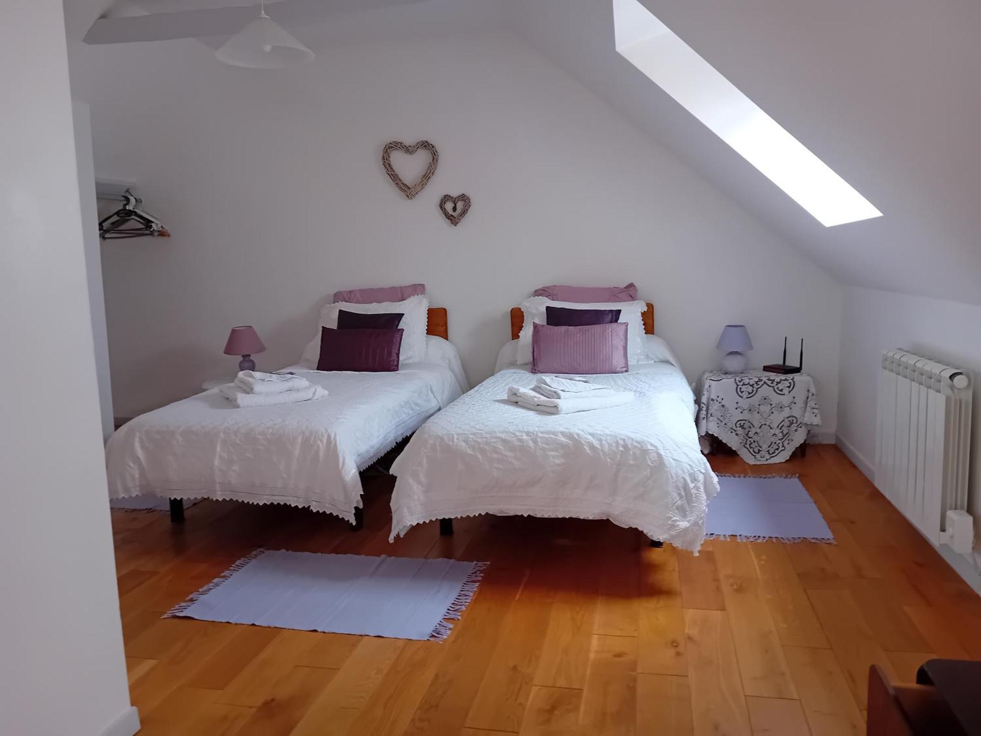 Captivating 2-Bed House With Log Burner In Kérien Exteriör bild